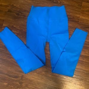 BRAND NEW fabletics leggings, blue, size large